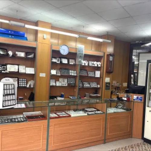 Joyería de oro, plata y acero